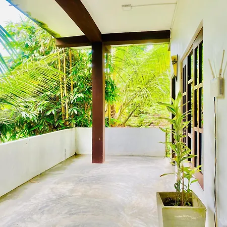 Unakuruwa Ravenala Homestay Tangalle Exterior photo