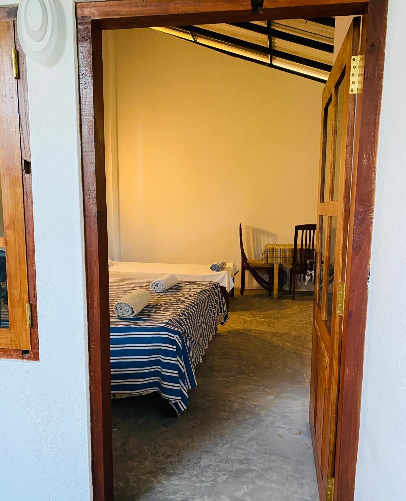 Unakuruwa Ravenala Tangalle