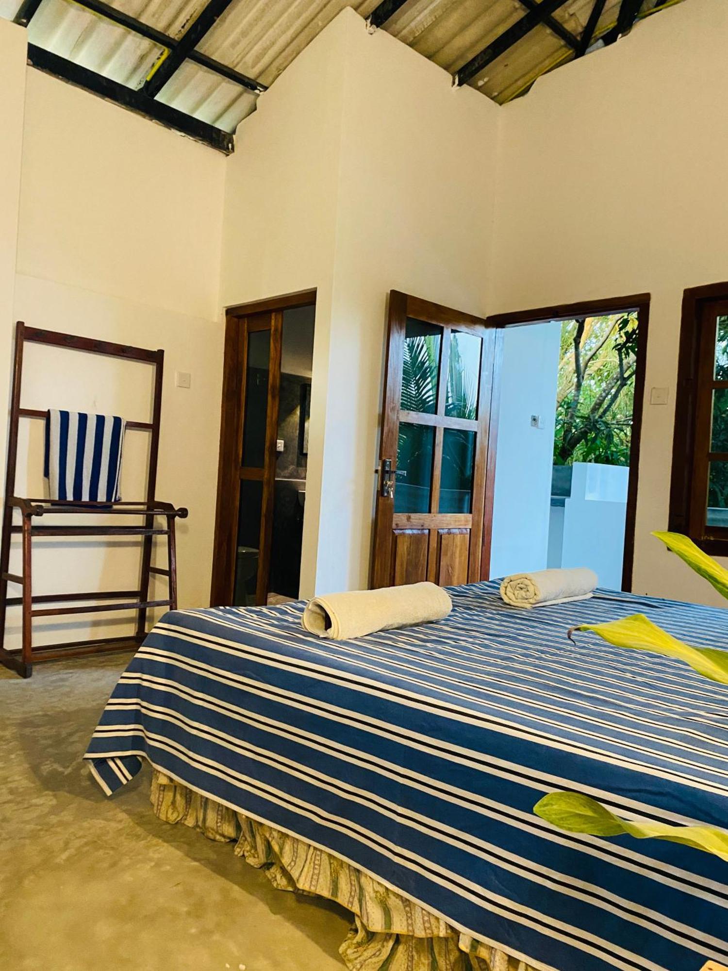 Homestay Unakuruwa Ravenala Tangalle